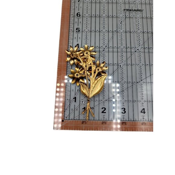 Unsigned Early Miriam Haskell Flower Brooch Floral Bunch Blue Rhinestones - Picture 9 of 13